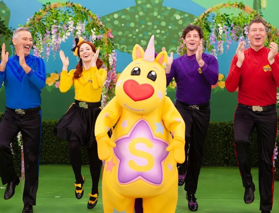 The Wiggles Shirley Shawn The Unicorn Soft Plush Toy 25cm - Image 3